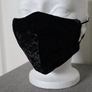 BLACK VELVET FACE MASK